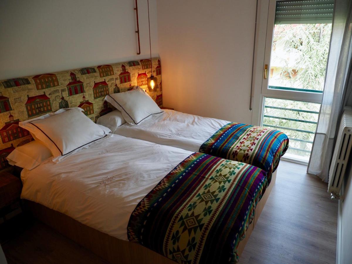 Ferienwohnung Oroel Jaca Exterior foto